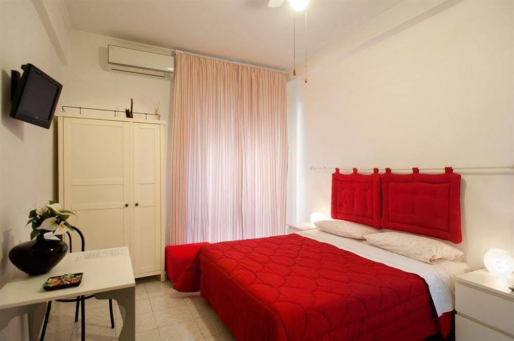 Interno 9 Hotel Roma Exterior foto